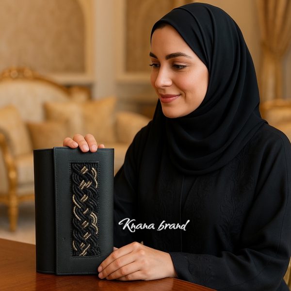  Haibah Clutch